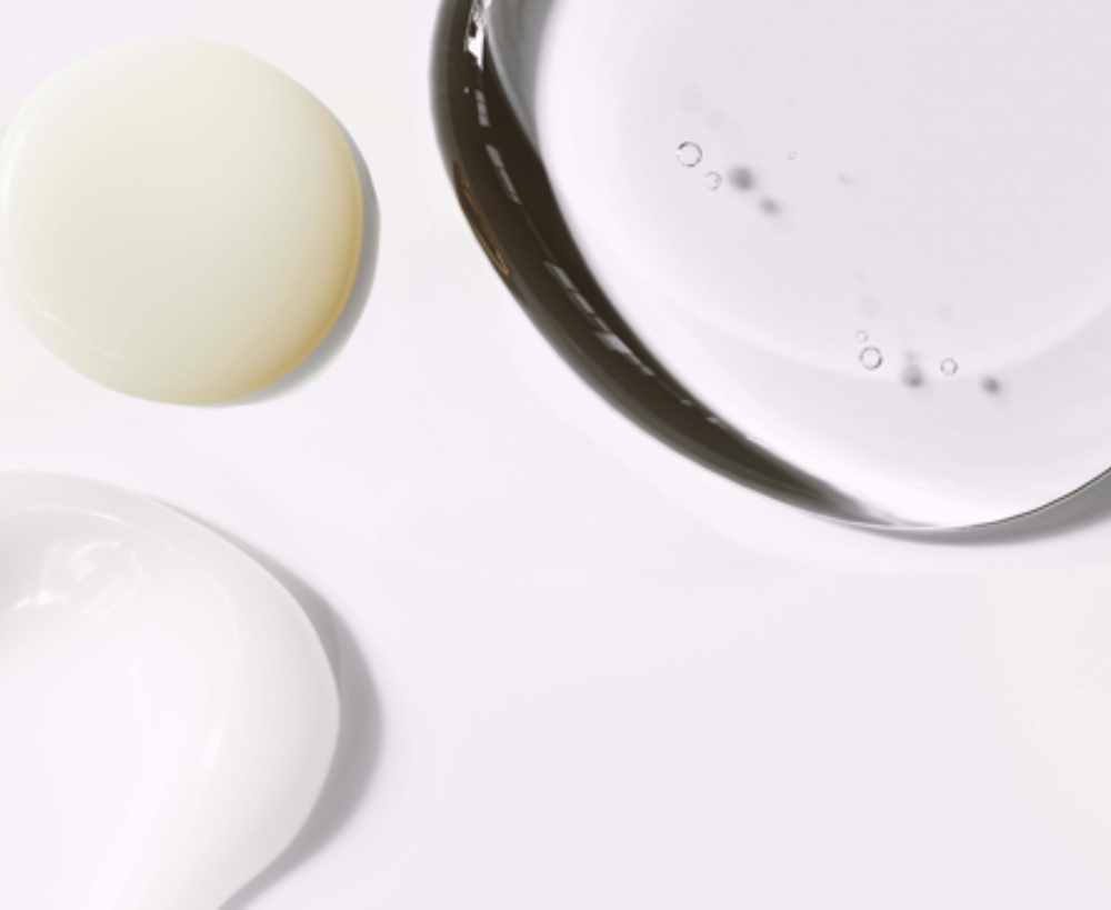 Hydrating Vs. Moisturizing: The Difference Matters