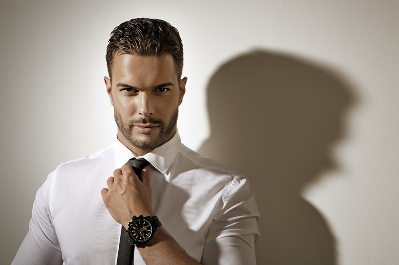 The Ultimate Clockblockers: A Man’s Guide To Ageless Skin