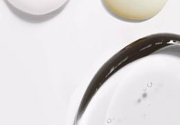 Hydrating Vs. Moisturizing: The Difference Matters