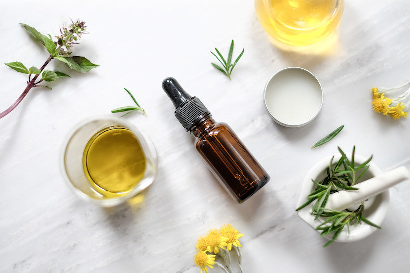 Facial Oils vs. Serums: What’s the Difference?